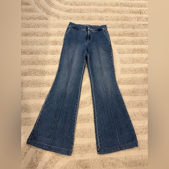 Alice + Olivia Dylan wide leg flare denim jeans 26 - Picture 15 of 16